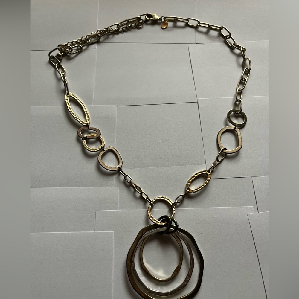 Silver and Gold Chicos vintage necklace
-used